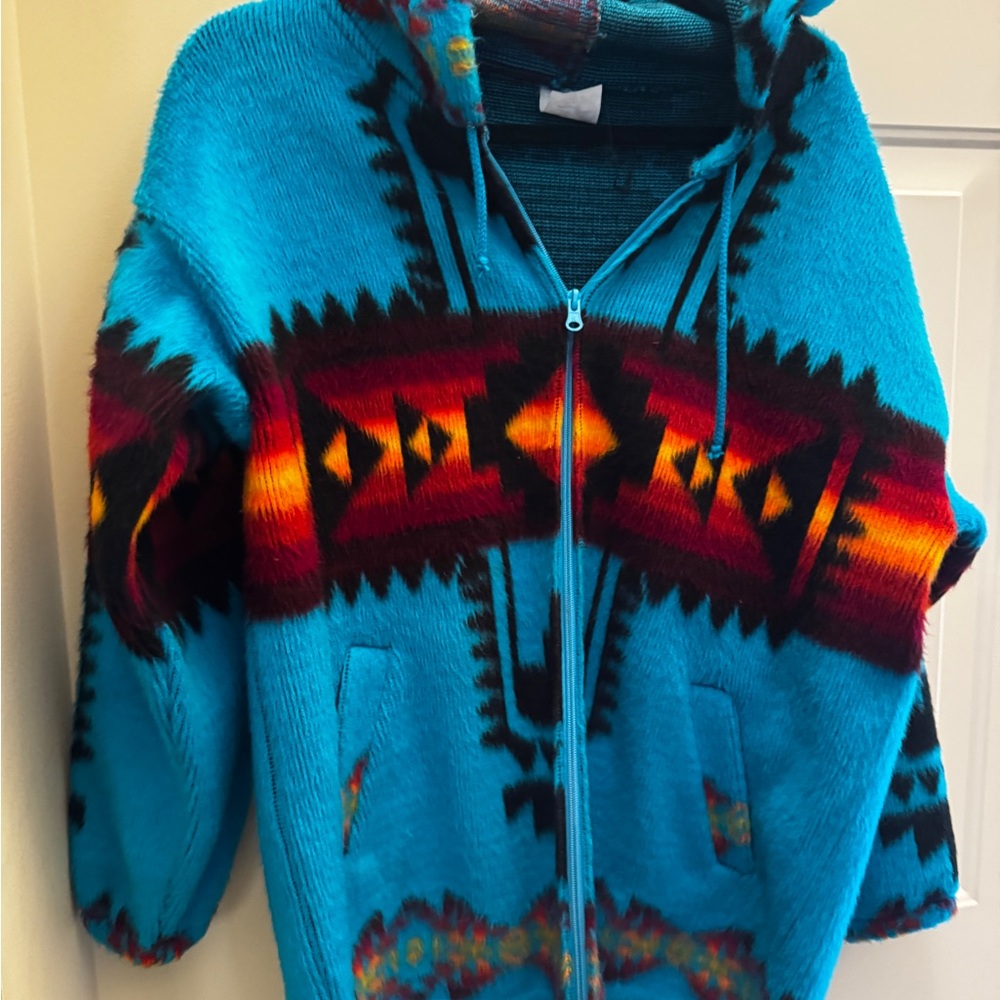 Artesanias Tuntaquimba Vibrant turquoise Blue and Red Women's Sweater size Large